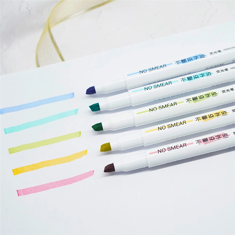 10 farver assorterede highlightere